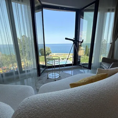 Premium! Skyline Panorama Full Sea View, Pool, Sauna, Free Parking! Varna