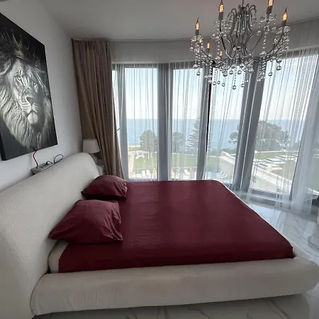 Premium! Skyline Panorama Full Sea View, Pool, Sauna, Free Parking! Appartement