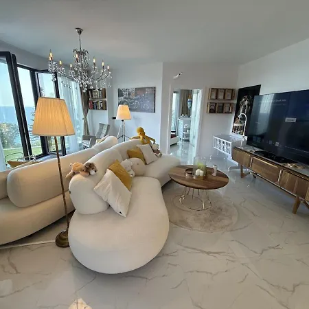 Appartement Premium! Skyline Panorama Full Sea View, Pool, Sauna, Free Parking! Varna