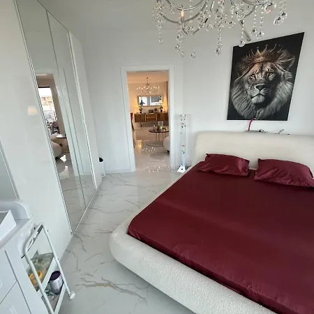 Premium! Skyline Panorama Full Sea View, Pool, Sauna, Free Parking! Varna