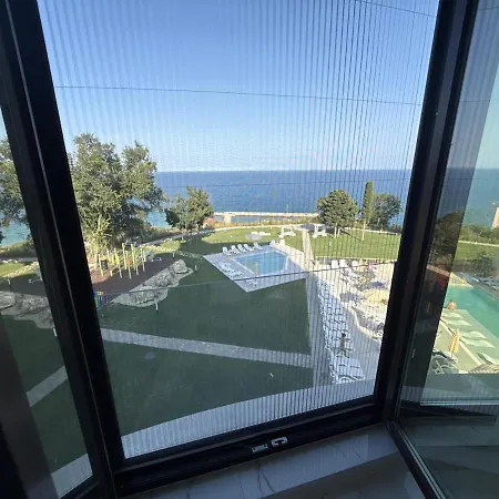 Premium! Skyline Panorama Full Sea View, Pool, Sauna, Free Parking! Appartement